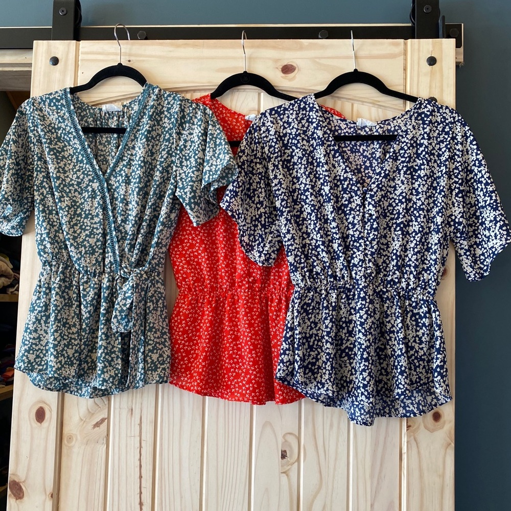 Work blouse bundle - Picture 4 of 4